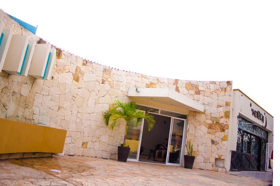Moloch Hostel & Suites Cancun Ngoại thất bức ảnh