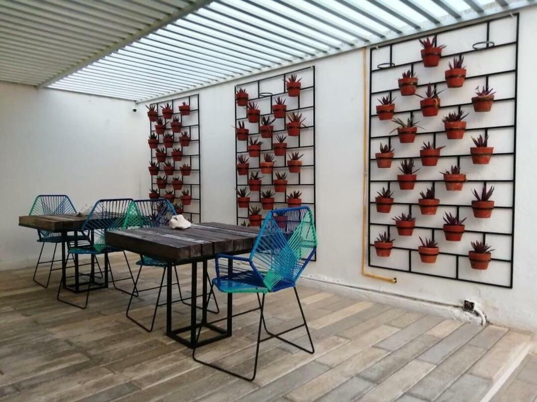 Moloch Hostel & Suites Cancun Ngoại thất bức ảnh